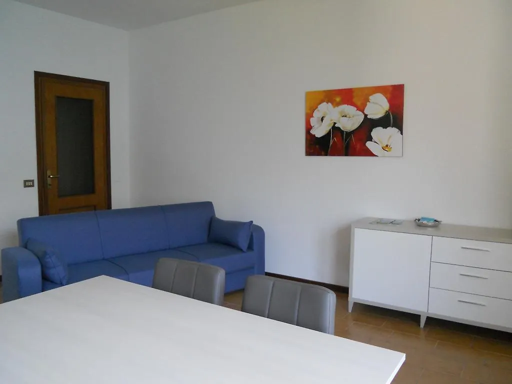 The Silence Holiday Apartment Lezzeno Italië